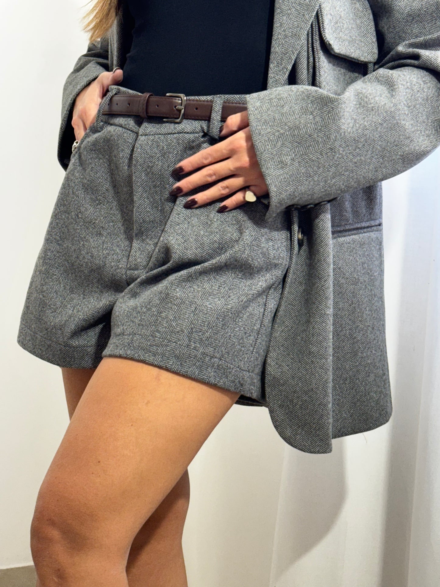 Grey Whisper Shorts - Sussurro grigio